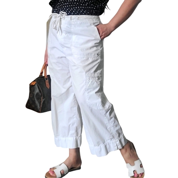 Lauren Ralph Lauren Wide Leg Cargo Capri Pants in White - Picture 2 of 16